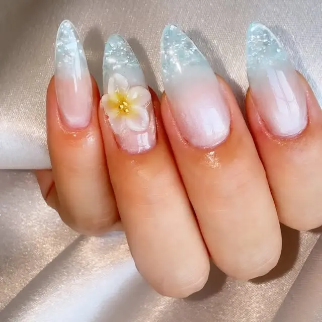 20+ Icy Blue Winter Nails — Frosted Tips Are Back