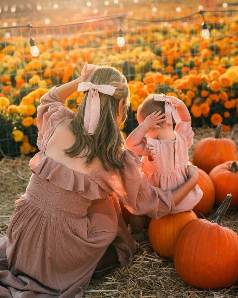 15+ Toddler-Mom Matching Pumpkin Patch Outfits