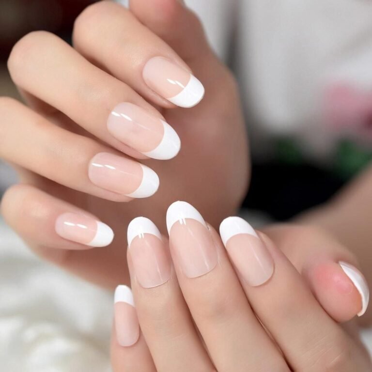15+ DIY Homecoming Nails on a Teen Budget